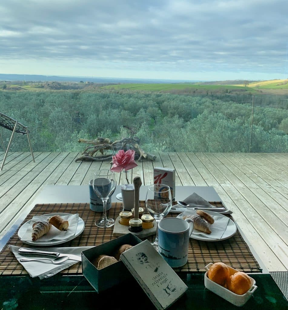 Colazione casa sull'albero 